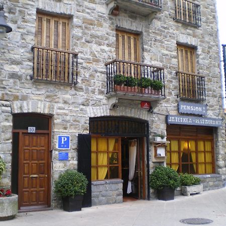Pension Lagunak Zarautz Exterior photo