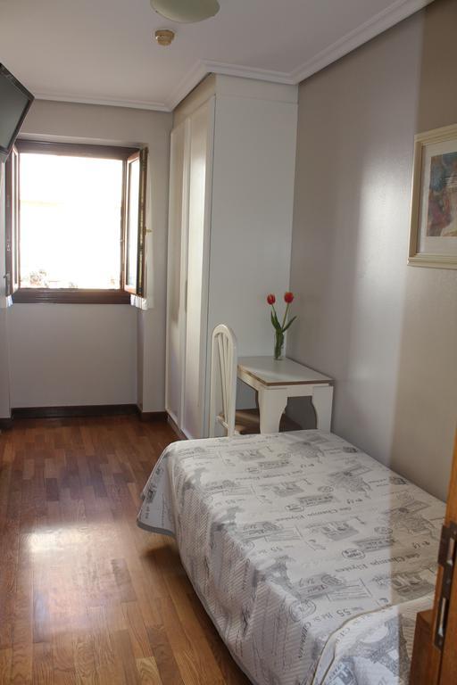 Pension Lagunak Zarautz Exterior photo