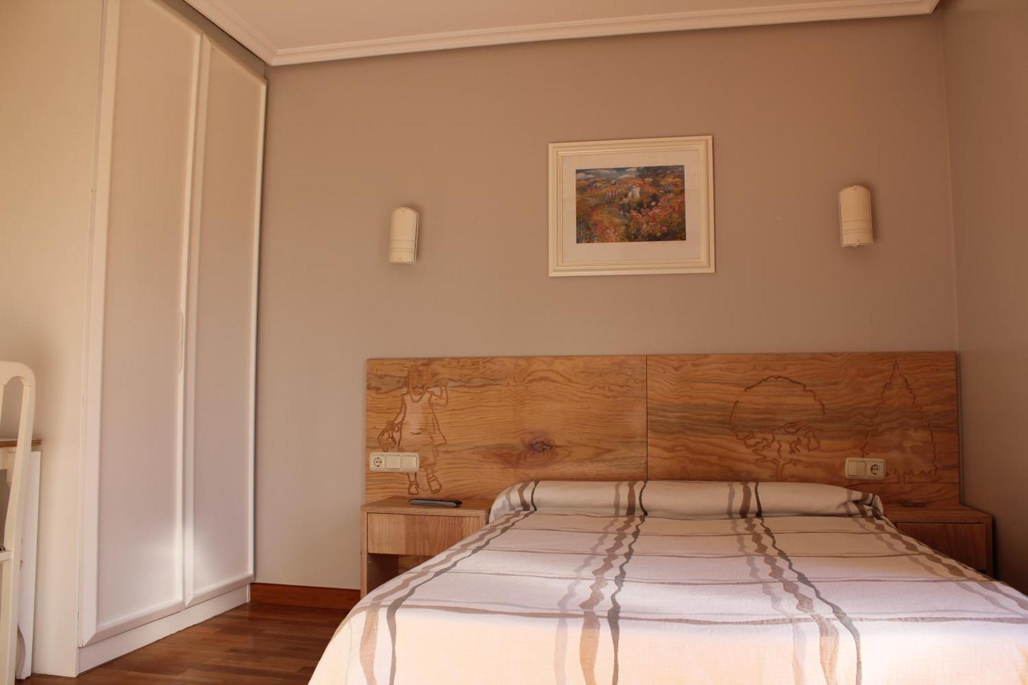 Pension Lagunak Zarautz Exterior photo