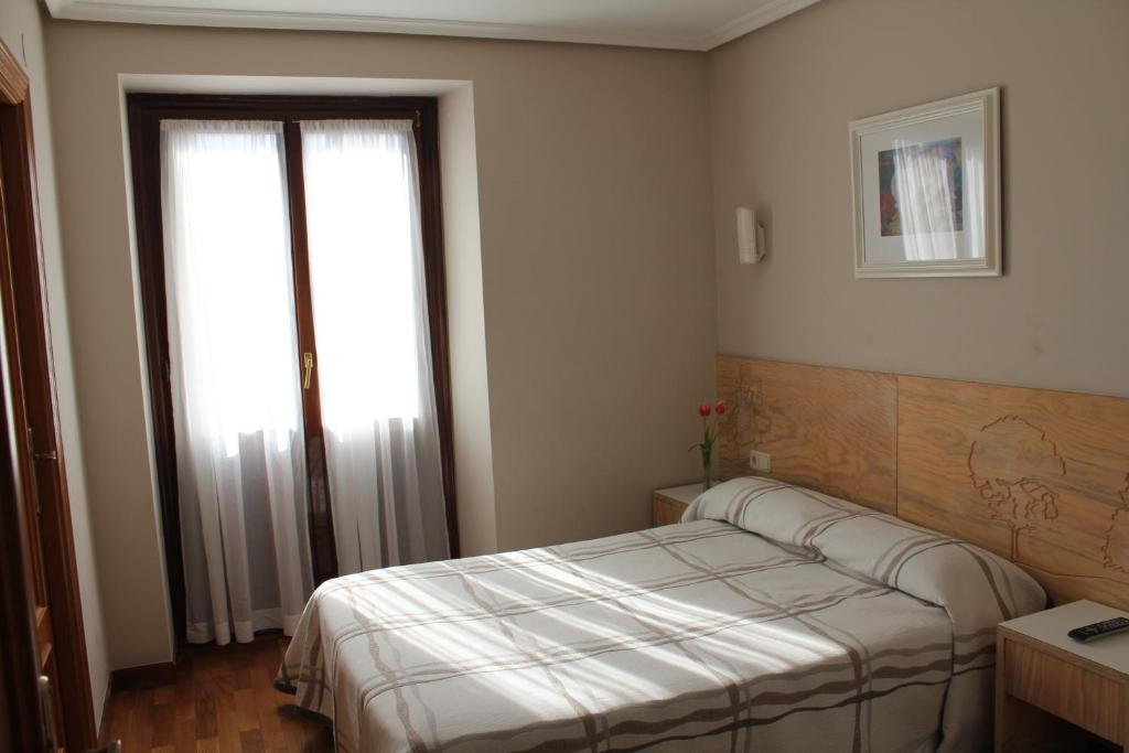Pension Lagunak Zarautz Room photo