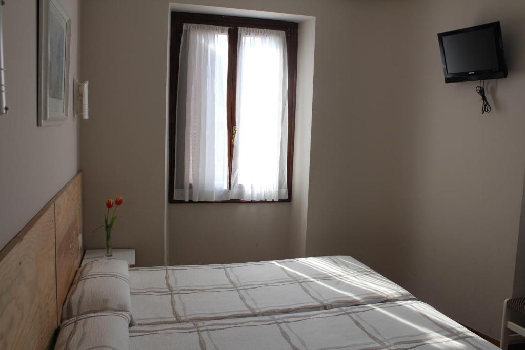 Pension Lagunak Zarautz Room photo