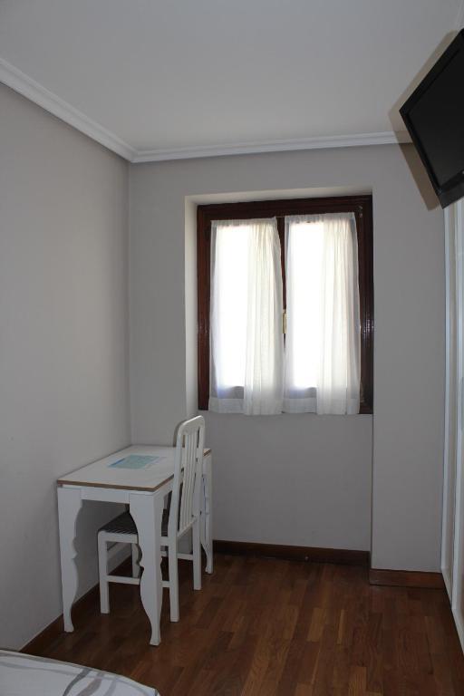 Pension Lagunak Zarautz Room photo